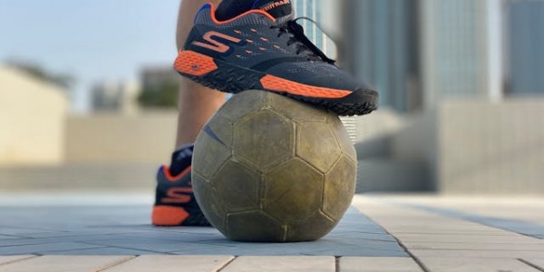 Mejores zapatillas Skechers para caminar hombre: modelos cómodos y recomendados 