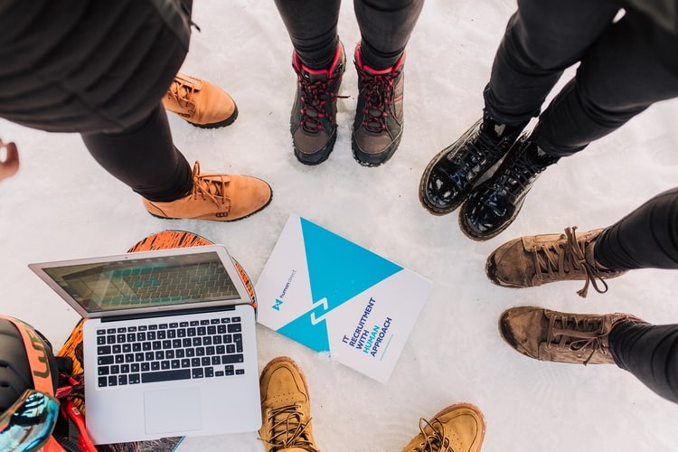 Zapatos cómodos para llevar a la oficina en invierno