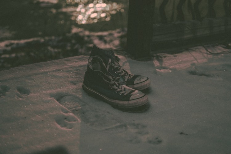 Como eliminar malos olores en los zapatos